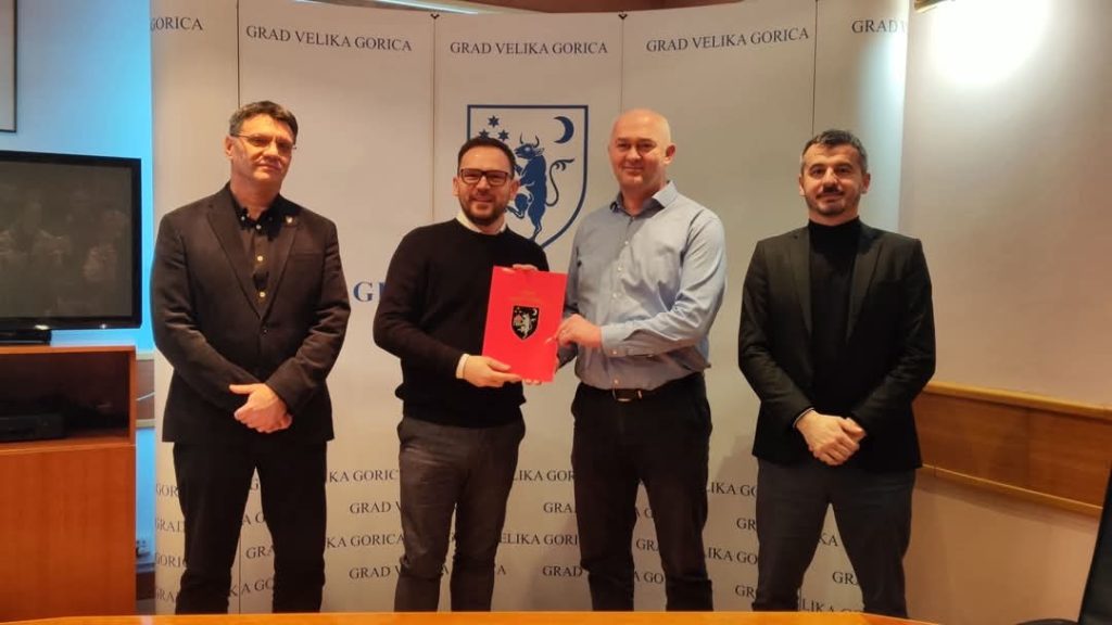 Veće plaće radnicima trgovačkih društava u vlasništvu Grada Velike Gorice!